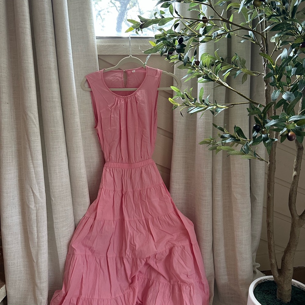 Amazon Backless and Sleeveless Pink Cotton Dress